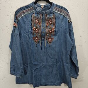 Reba Tunic Top Shirt Size M Embroidered Chambray Southwestern‎ Boho Cottagecore